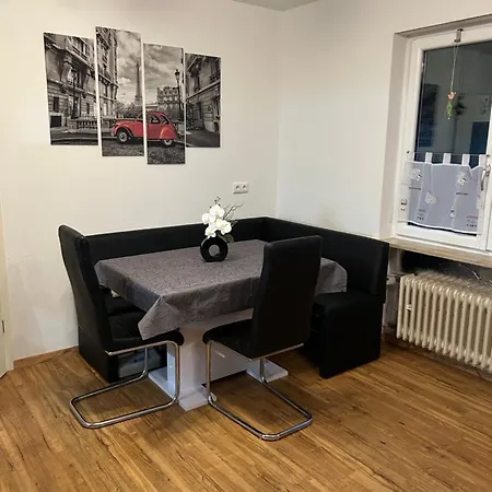 Charmantes Feriennest Vor Sesslachs Stadtmauer Im Lebendigen Familienhaus 公寓 Sesslach