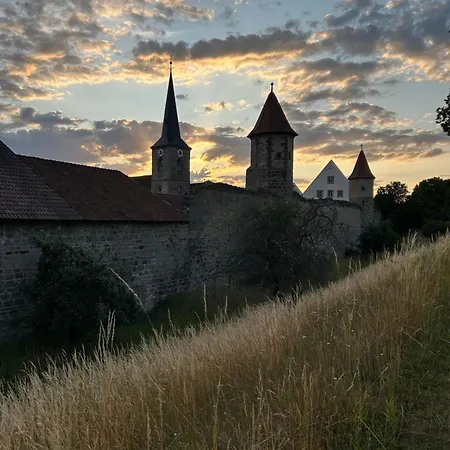 Charmantes Feriennest Vor Sesslachs Stadtmauer Im Lebendigen Familienhaus Sesslach