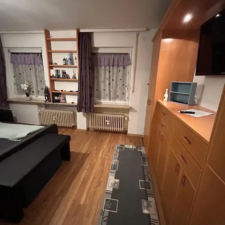 Charmantes Feriennest Vor Sesslachs Stadtmauer Im Lebendigen Familienhaus 아파트 *